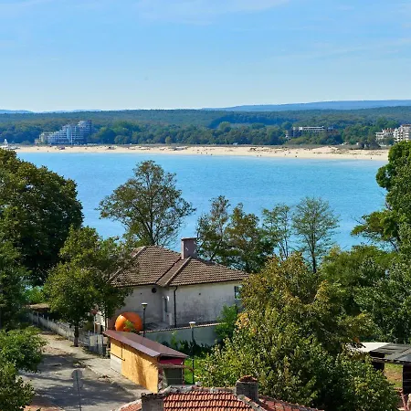 Koral 2* פרימורסקו