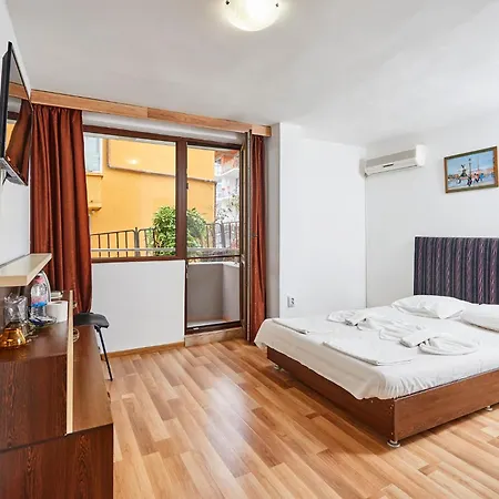 Koral Hotel