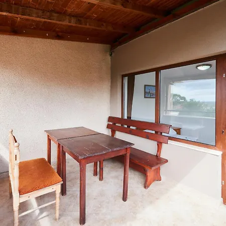Koral Hotel 2*