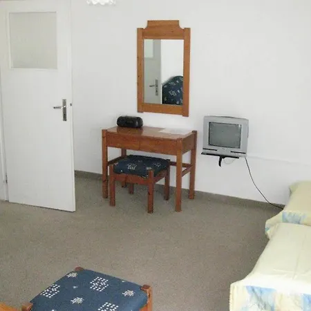 ホテル Koral プリモルスコ