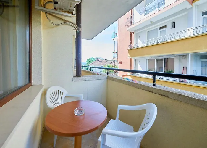 Koral ホテル プリモルスコ