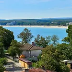 корал 2* Приморско