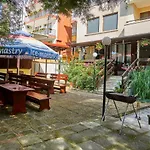Хотел корал Приморско