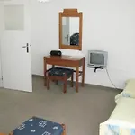 Хотел корал Приморско