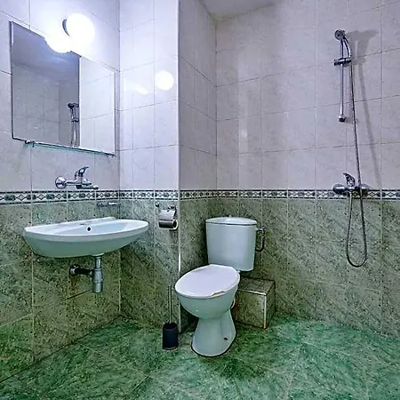 Koral Hotel 2*